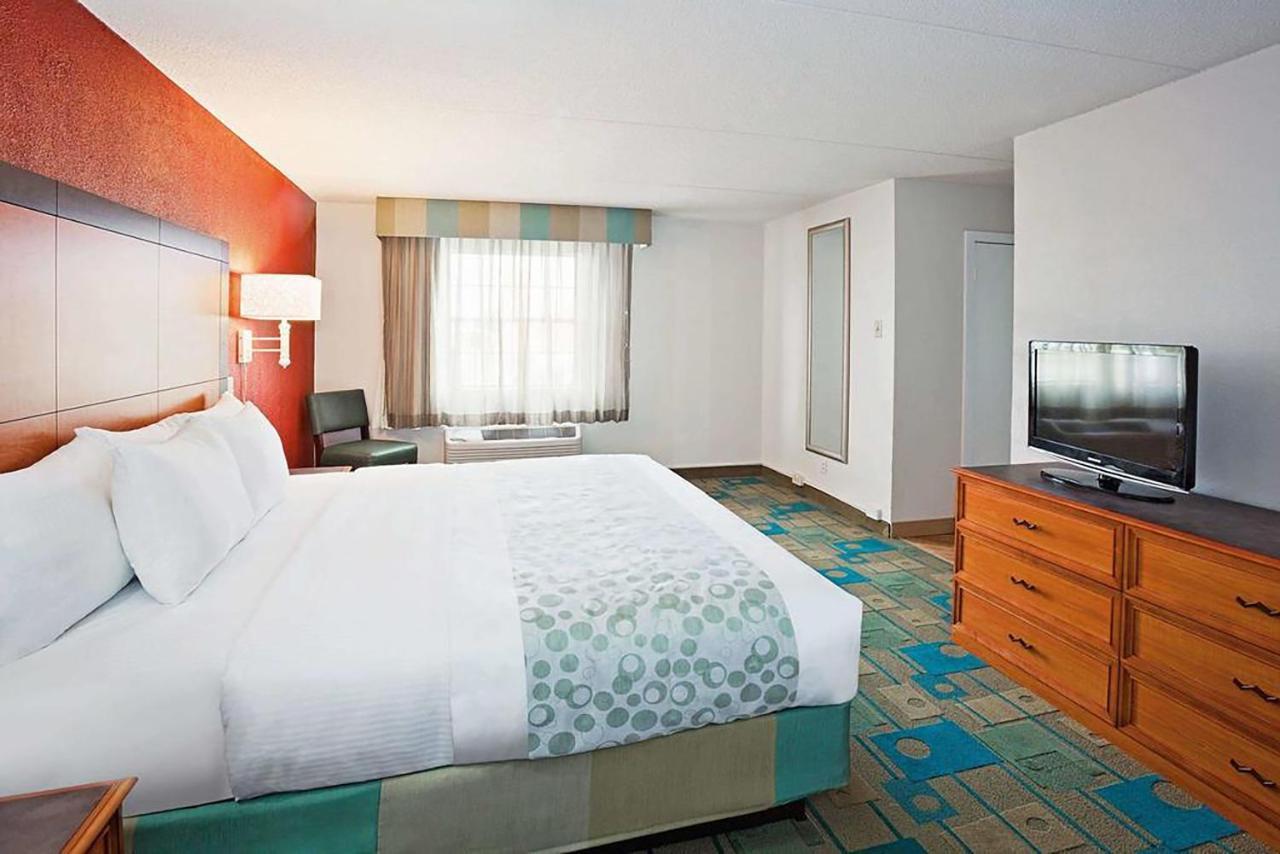 Norwood Inn & Suites Merrillville Exteriér fotografie