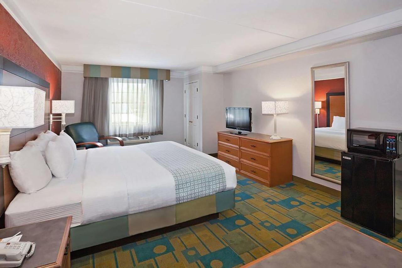 Norwood Inn & Suites Merrillville Exteriér fotografie